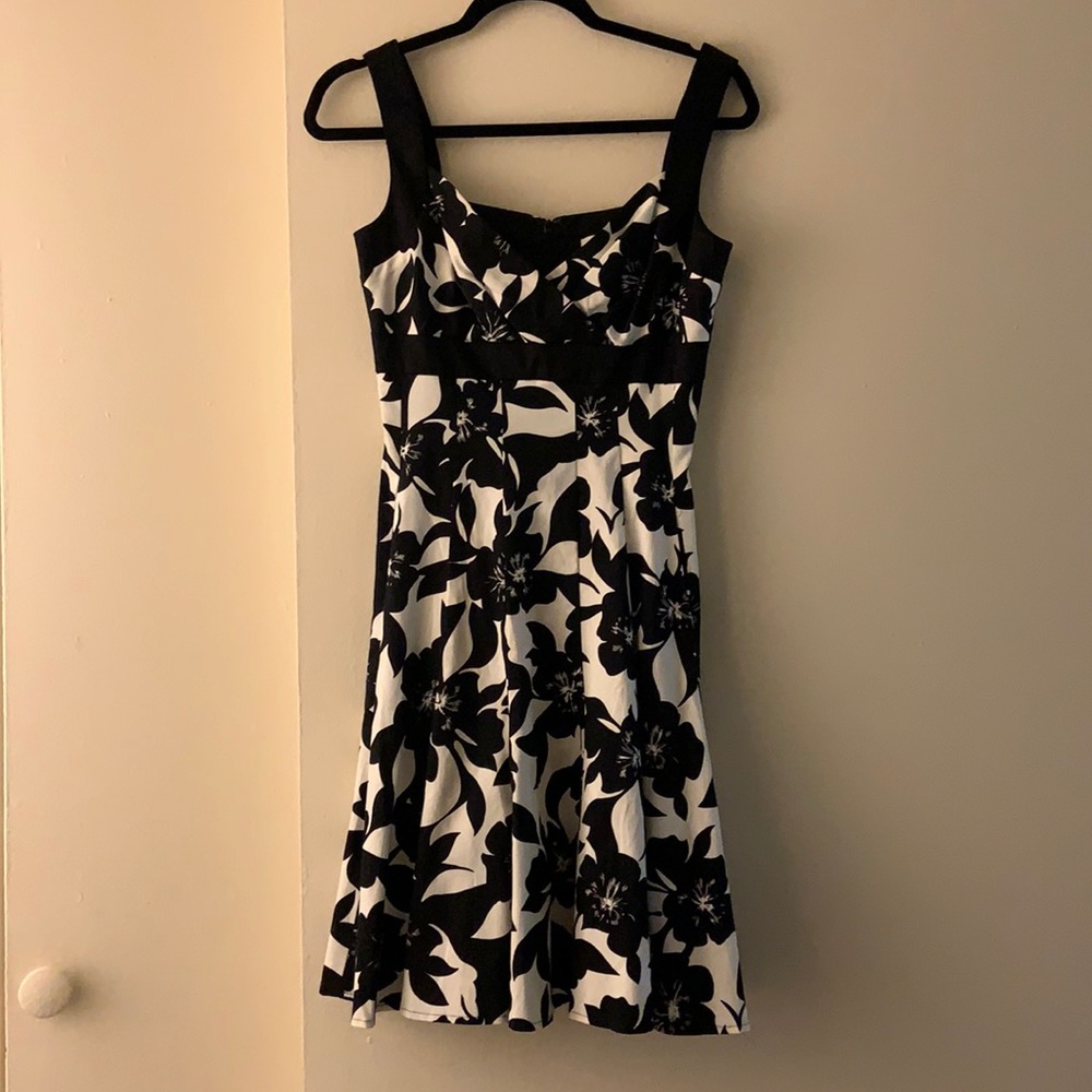 Floral flared dress